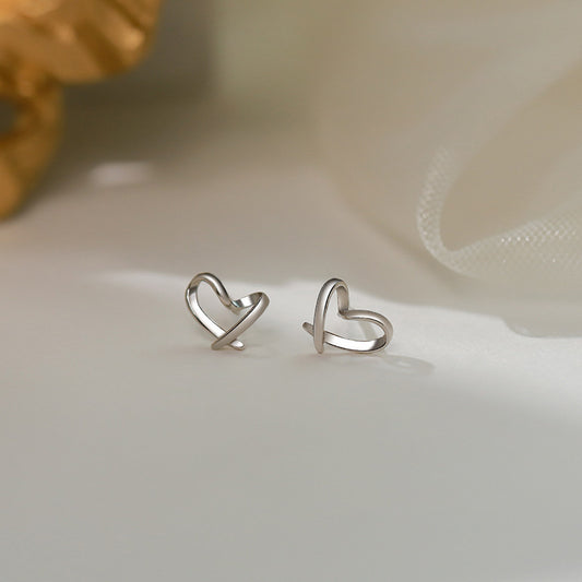 Women's Mini Hollow Love Heart Simple Sweet Niche Casual Style Earrings