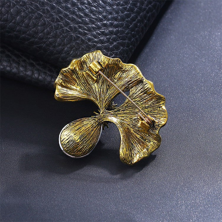 Women's & Men's Elegant Brooch Alloy Rhinestone Niche Design Business Corsage Brooches