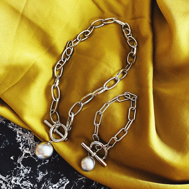 Wind Niche Design Geometric Ball Clavicle Necklace