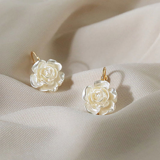 Women's French Style Pearl Camellia For Summer White Flower Rings