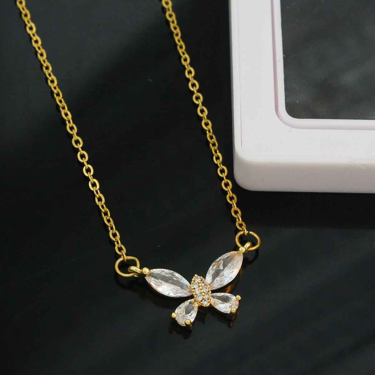 Women's Cute Graceful Titanium Steel Versatile High-grade Necklaces