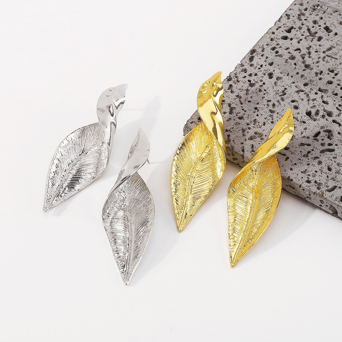 Cold Style Exaggerated Leaf-shaped Design Unique Earrings