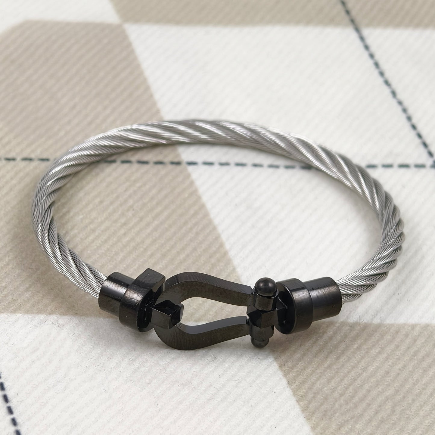 Steel Wire Rope U-shaped Vachette Clasp Bracelets