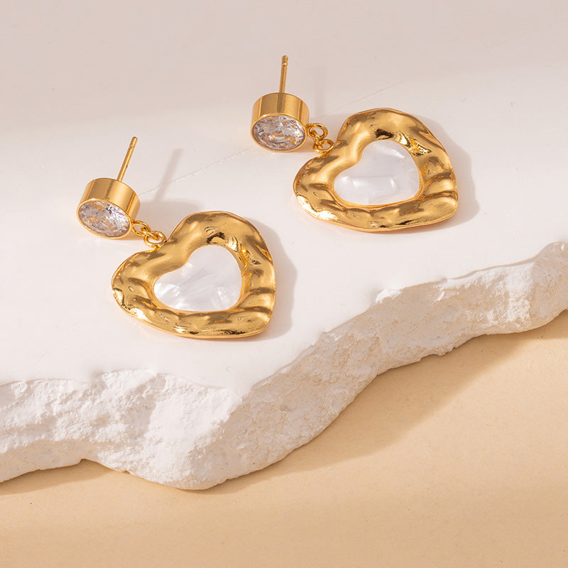 Retro Personalized Heart-shaped Titanium Ear Light Luxury High Rings
