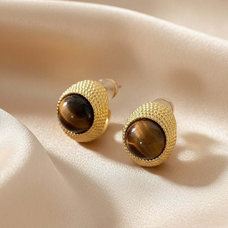 Women's Special Interest Light Luxury High-grade Retro Style Stud Earrings