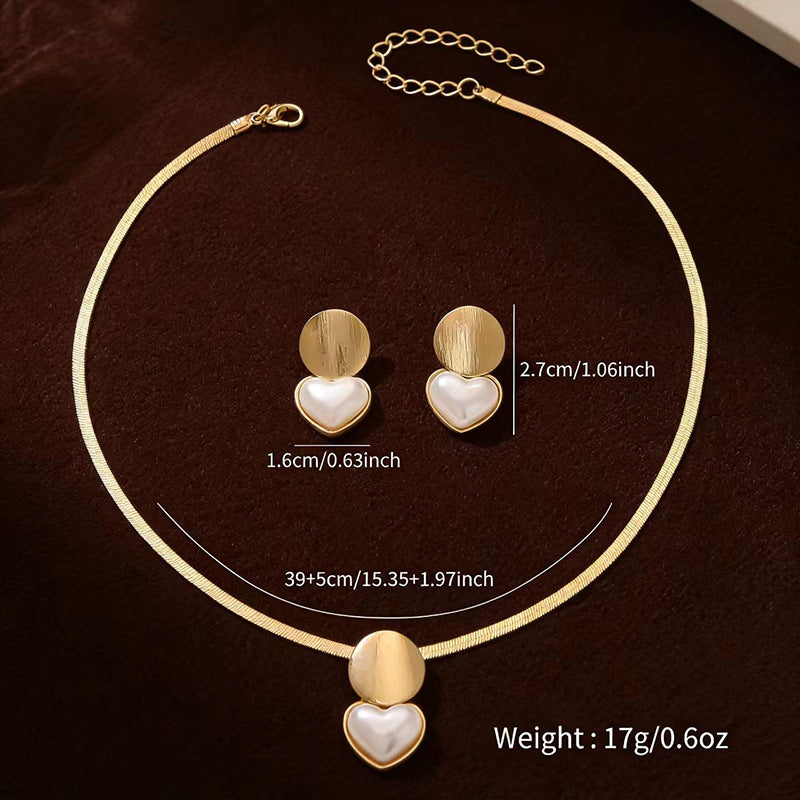 Love Heart Suite Niche Design Clavicle Chain Commute Jewelry Set
