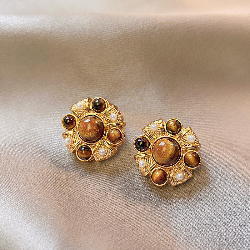 French Flash Zircon Flower Pearl Light Luxury Earrings