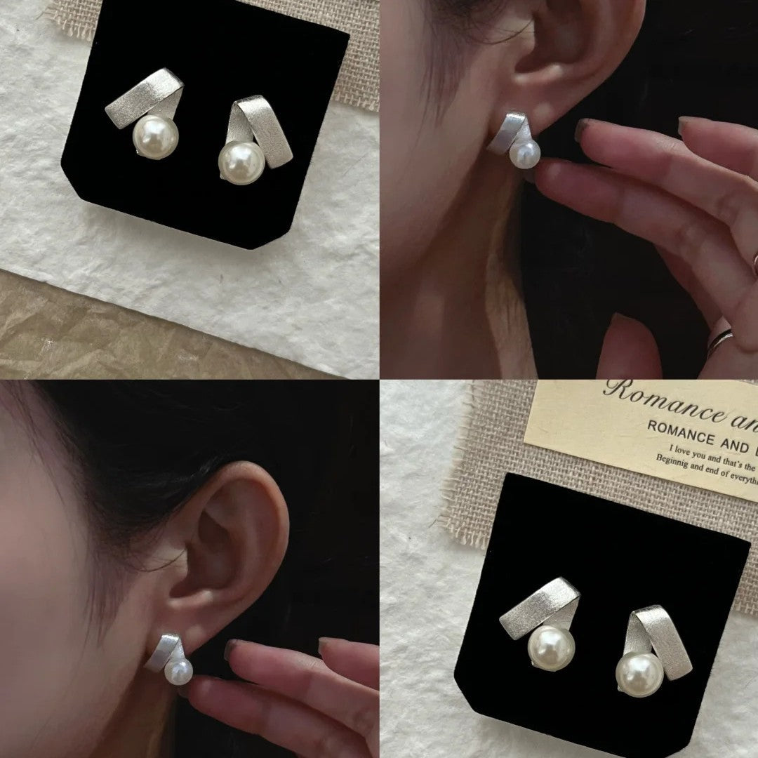 Women's Silk Brushed Pearl Light Luxury Cold Style Rings