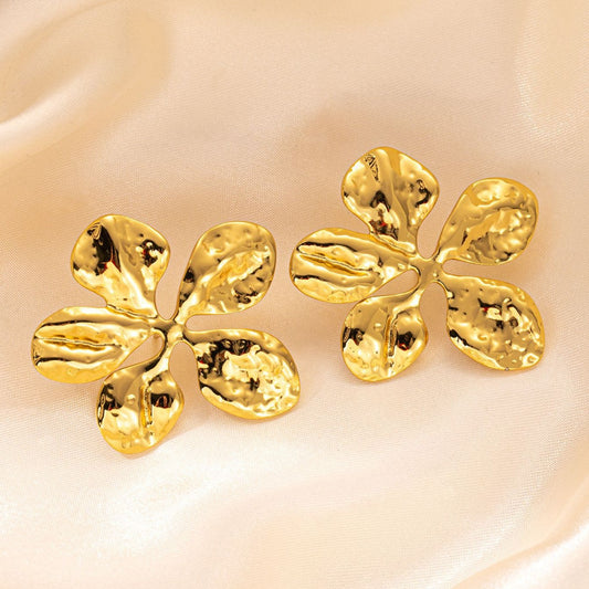 Women's Hot Titanium Steel Retro High-grade Flower Earrings