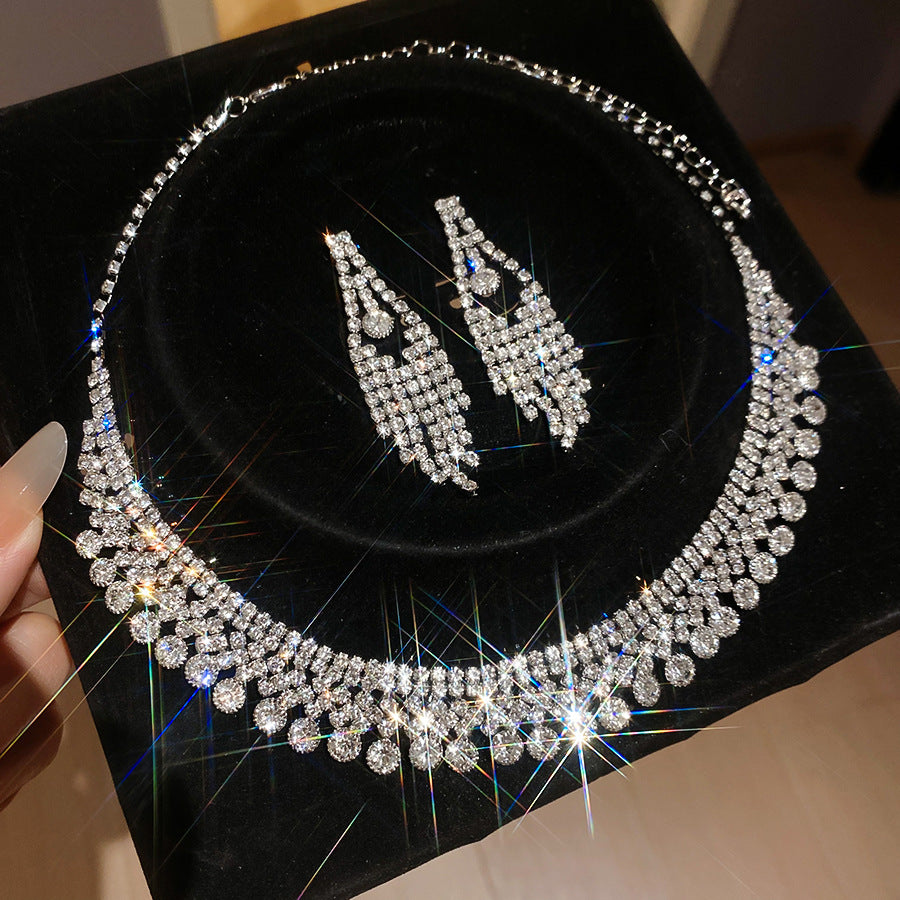 Women's Exquisite Clavicle Chain Light Luxury High-grade Earrings
