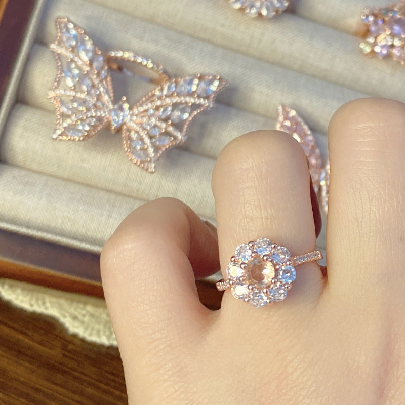 Palace Rose Golden Lace Hollow Open End Expensive Rings