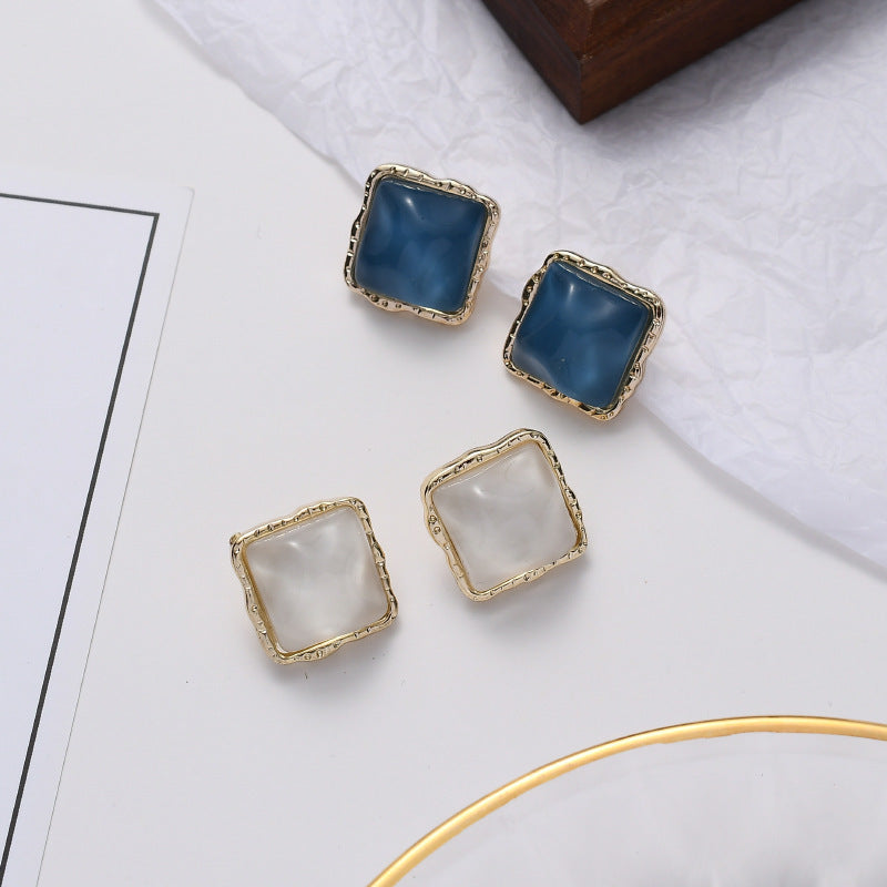 Sier Needle Simple Graceful Geometric Square Button Female Retro Light Stud Earrings