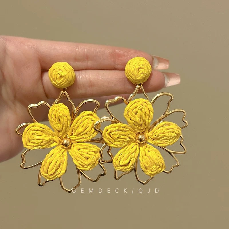 Women's Green Leaf Lily Yellow Series Tassel Light Luxury High-grade Sweet Rings