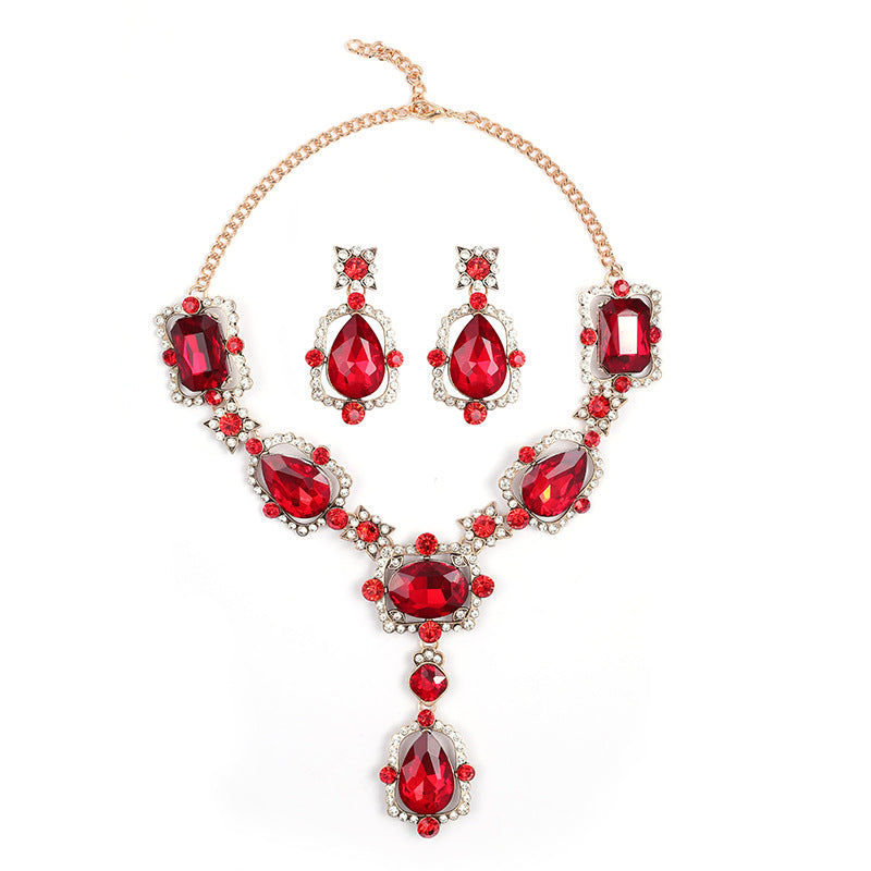 Profile Retro Oversized Personality Fashion Short Female Alloy Jewelry Set