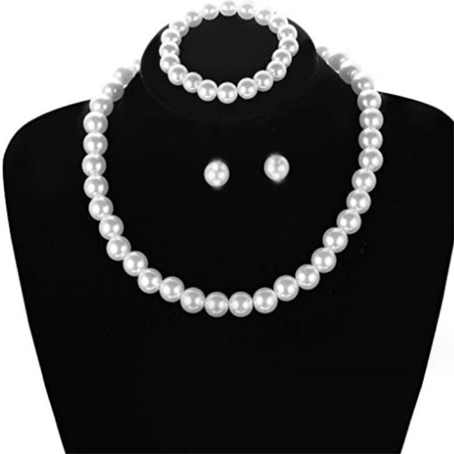 Fashion Pearl Three-piece Light Luxury Minority High Necklace
