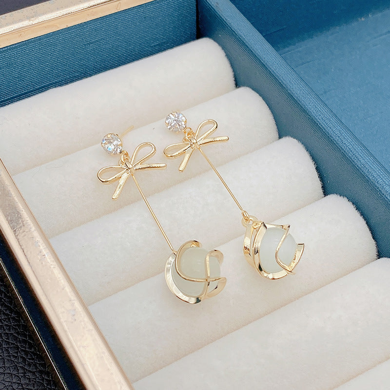 Women's Stylish Sier Pin Eardrops High-grade Temperament Earrings