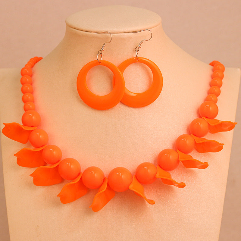 Women's Beaded Petal High Profile Retro Set Necklaces