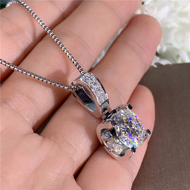 Women's Cow Head Single Diamond Classic Artificial Clavicle Necklaces