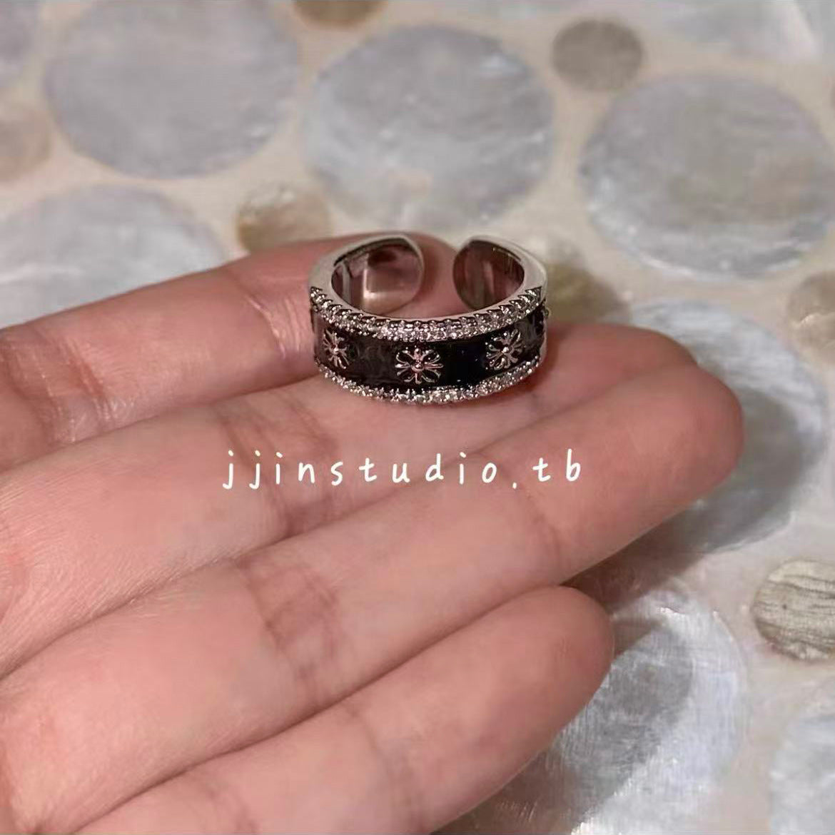 Women's & Men's Cross Drip Glazed Refined Zircon Design Sense Niche Ring
