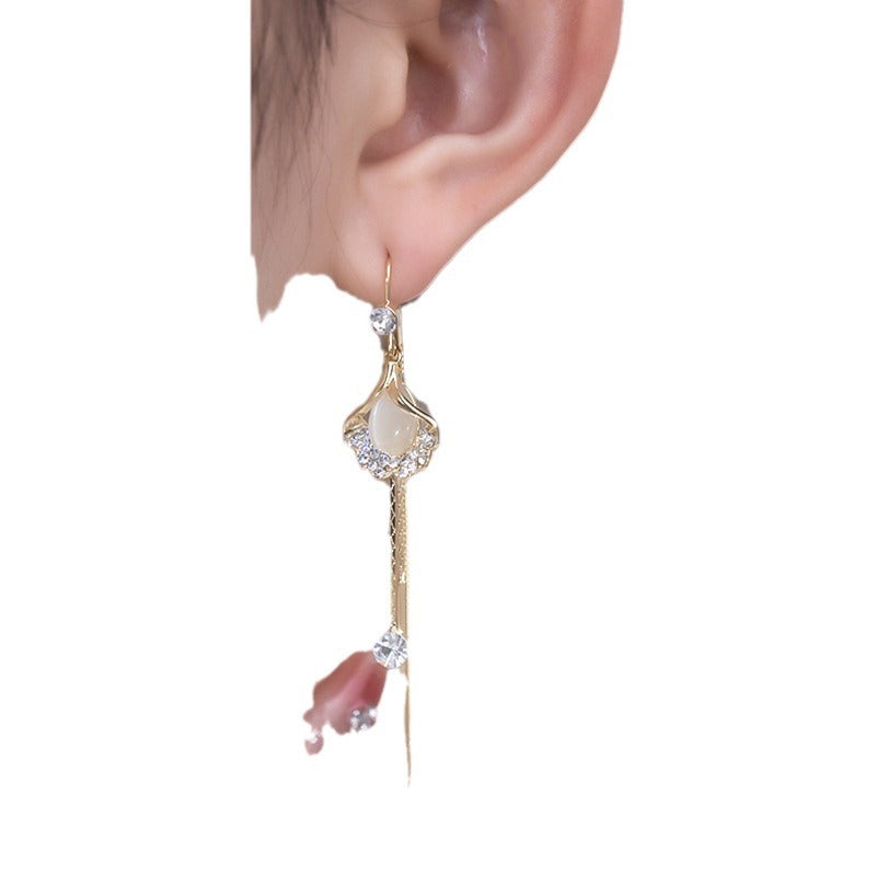 Long Ginkgo Tassel Temperament Special Interest Light Luxury Rings