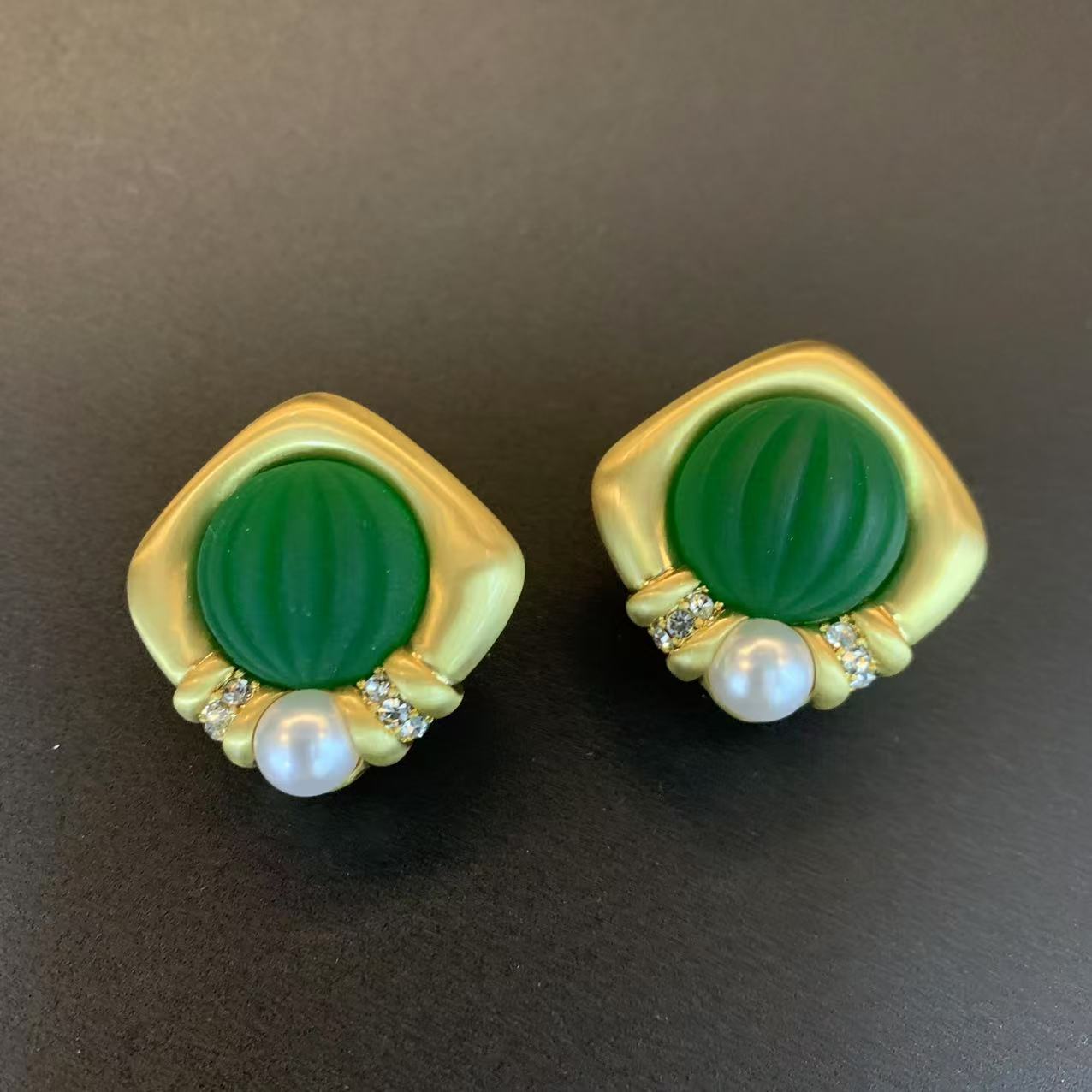 Fashion Temperament Ear Collection Artistic Retro Jewelry Set