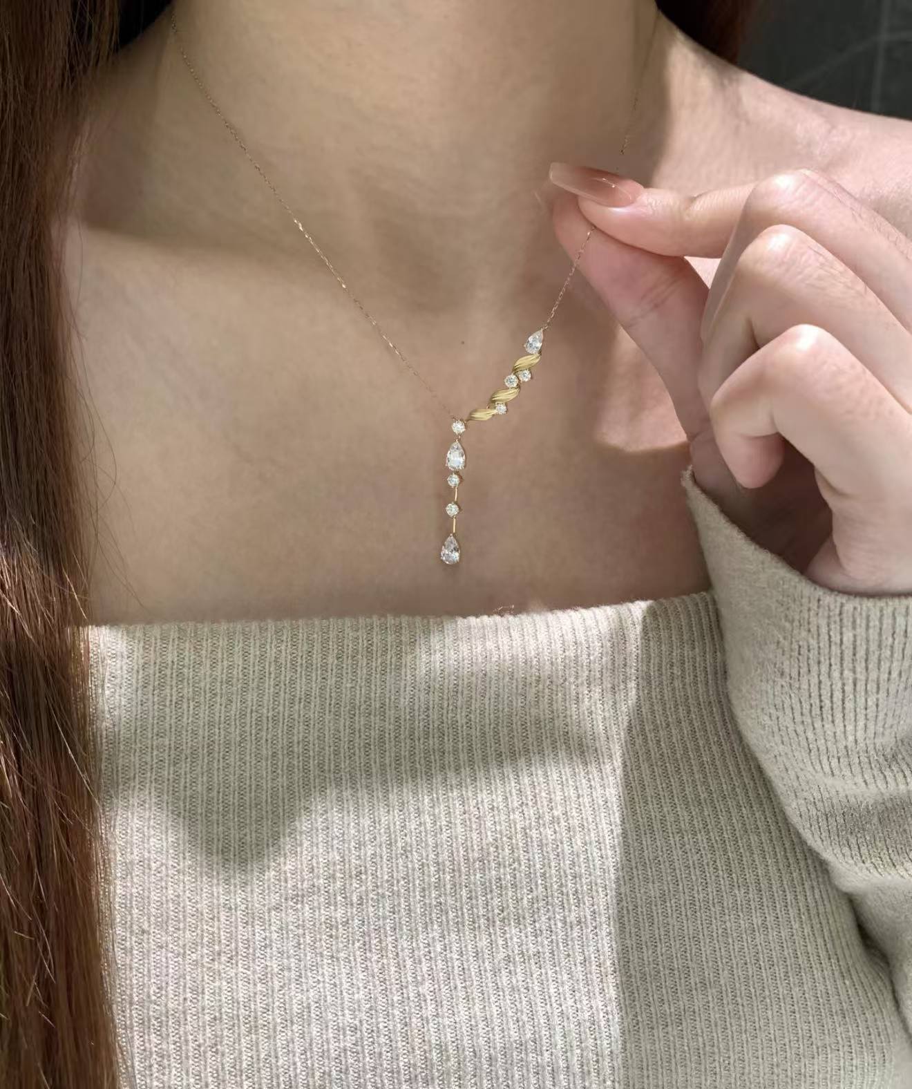 Temperament Light Luxury Niche High-grade Clavicle Necklaces