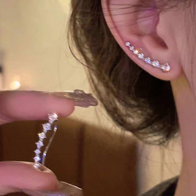 Women's Bone Niche Clips Light Luxury Elegant Stud Earrings