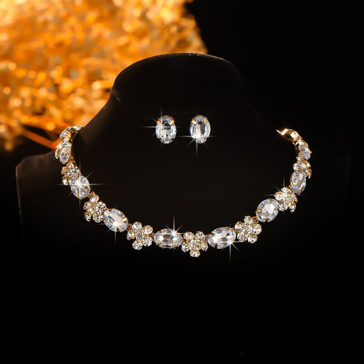 Retro Design Zircon Exquisite Fashion Temperament Necklaces