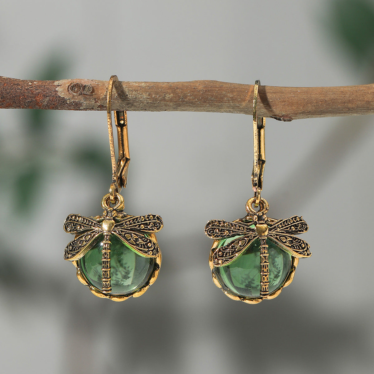 Women's Vintage Dragonfly Green Crystal Charm Party Earrings