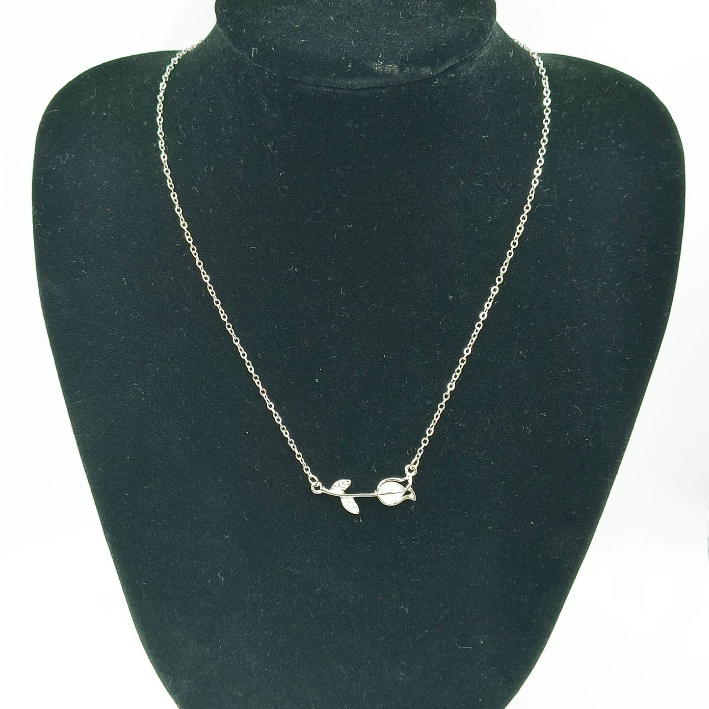 Women's Style Imitation Cat Eye Elegant High Sense Clavicle Chain Birthday Necklace