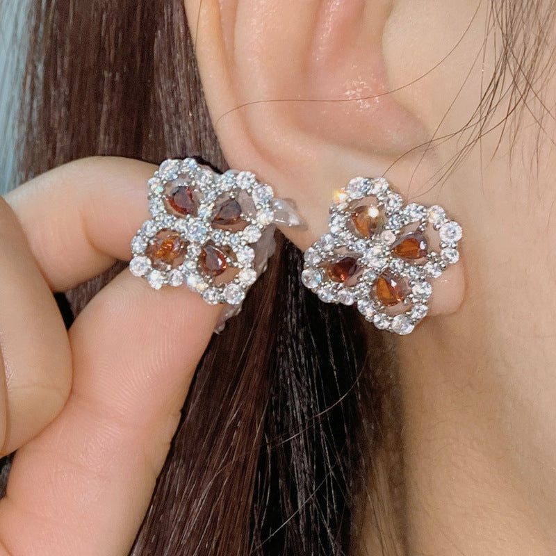 Women's Classic Rainbow Four Leaf Clover Ear Simple Plated Bright Zirconium Jewelry Set