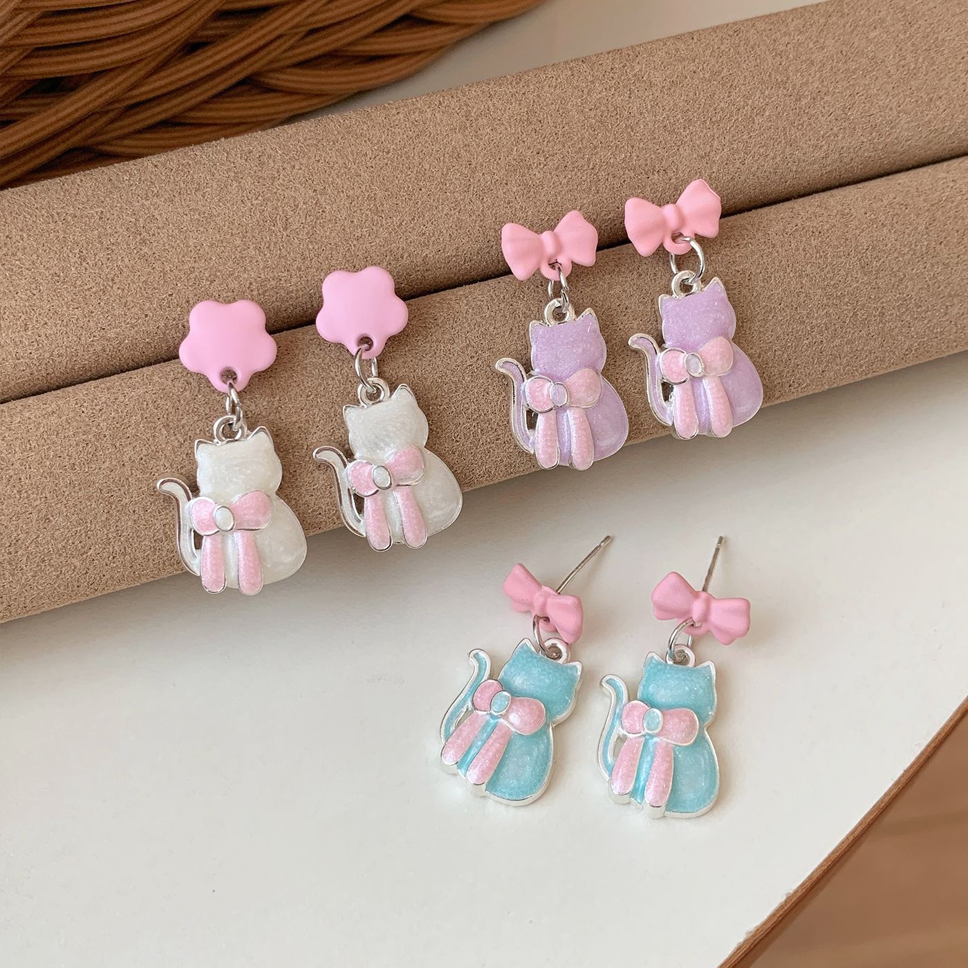 Women's Color Bow Cat Sier Needle Exquisite Sweet Fun Earrings