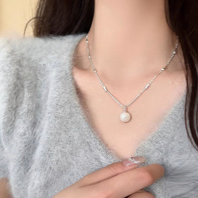 Women's Wind Clavicle Chain Design Love High-grade Necklace