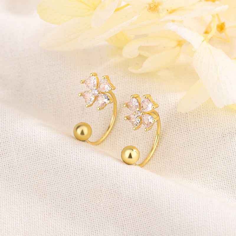 Clover Female Screw Twist Before Sleep Exquisite Versatile Ear Hook