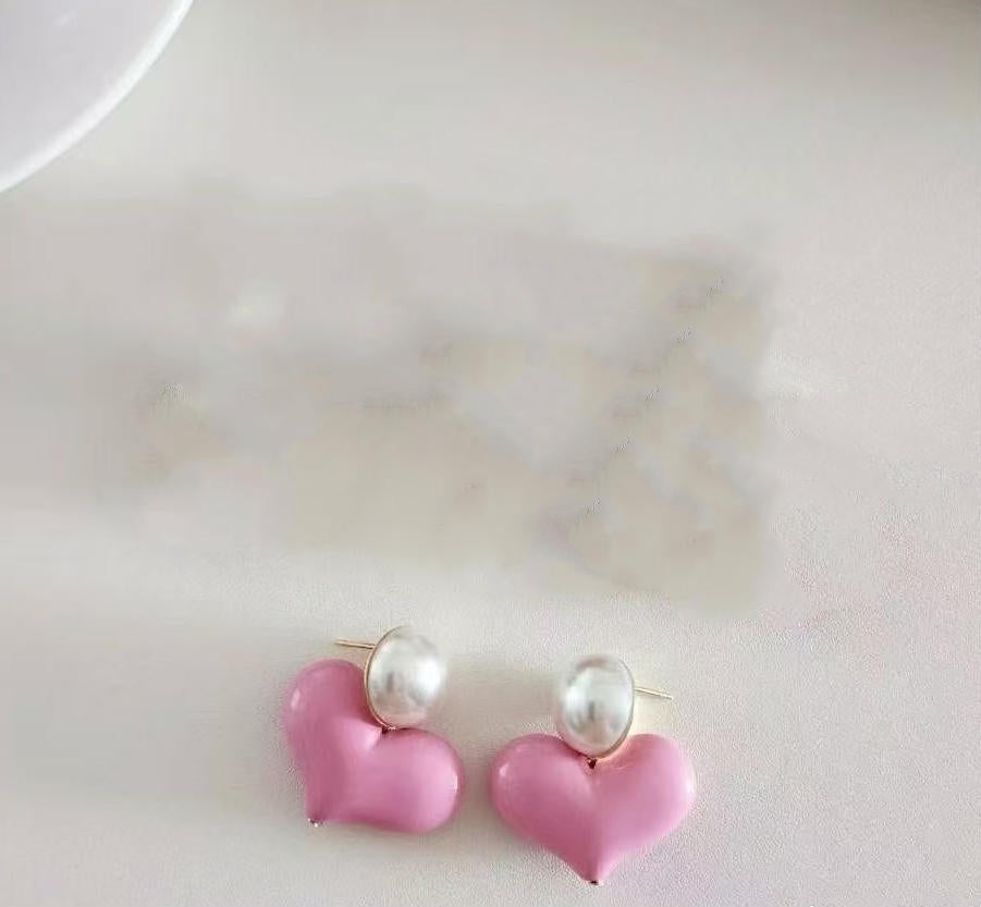Women's Wine Red Retro Style Ear Clip Without Pierced Elegant Earrings