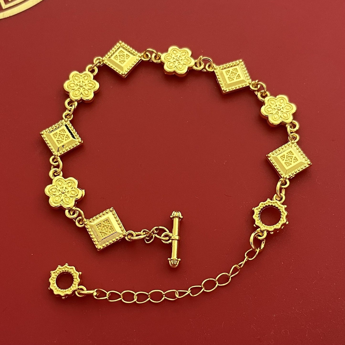 Tail Color Protection Lantern Female Goldfish Imitation Bracelet