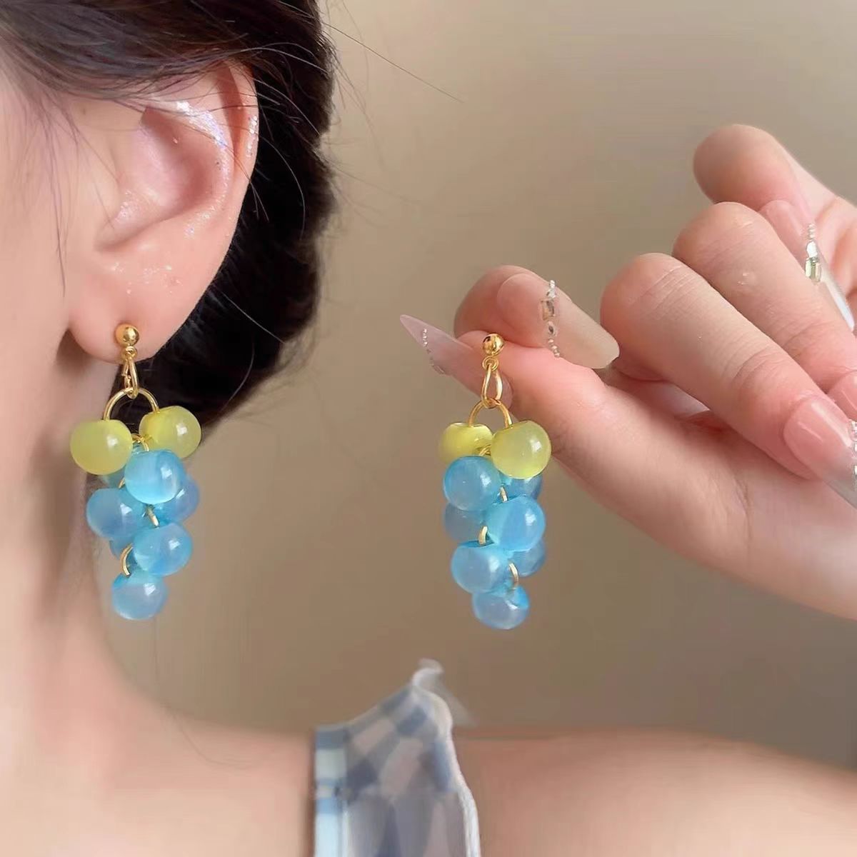 Colored Series Grape Unique Beautiful Feeling Earrings
