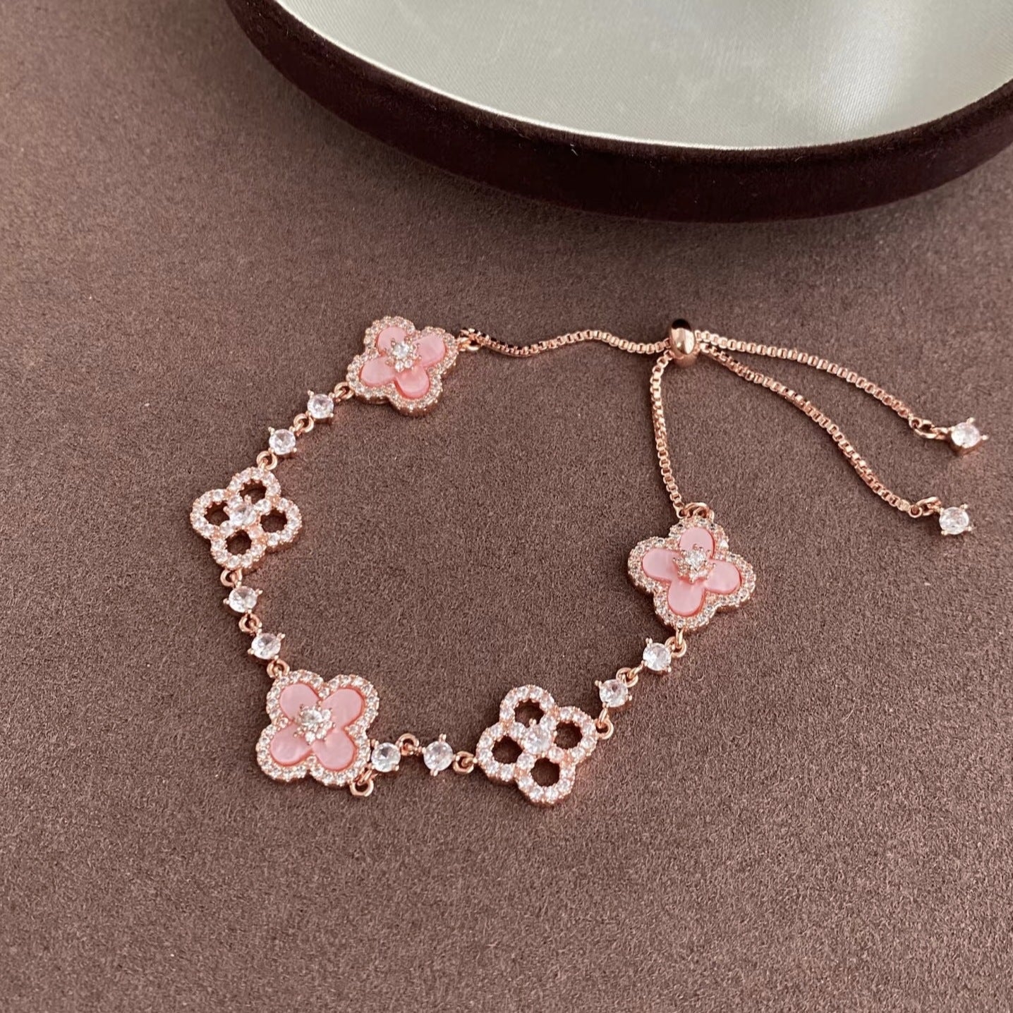 Pink Clover Adjustable Light Luxury Design Bracelets