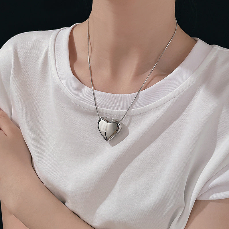 Women's Heart Clavicle Chain Minimalist Style Three-dimensional Necklaces