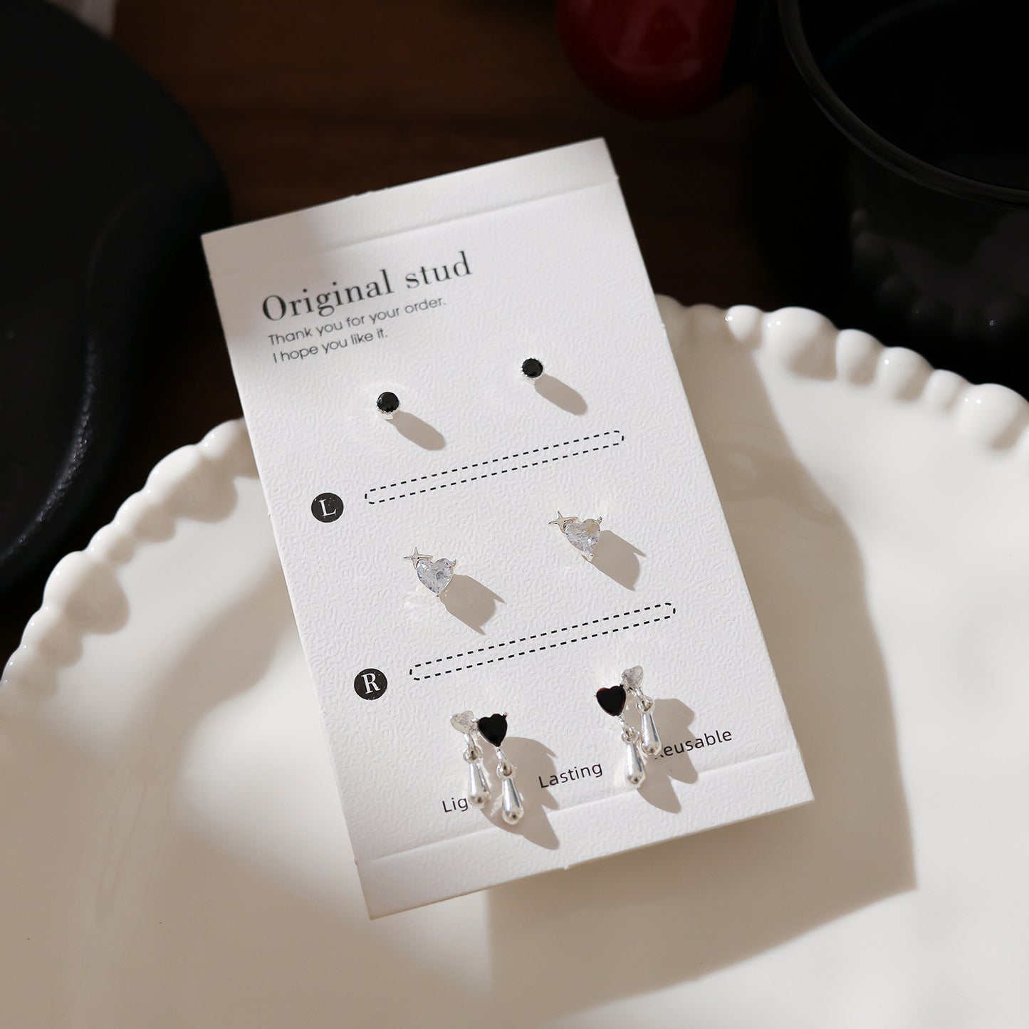 Elegant Black Series Earings Simple Personalized Stud Earrings
