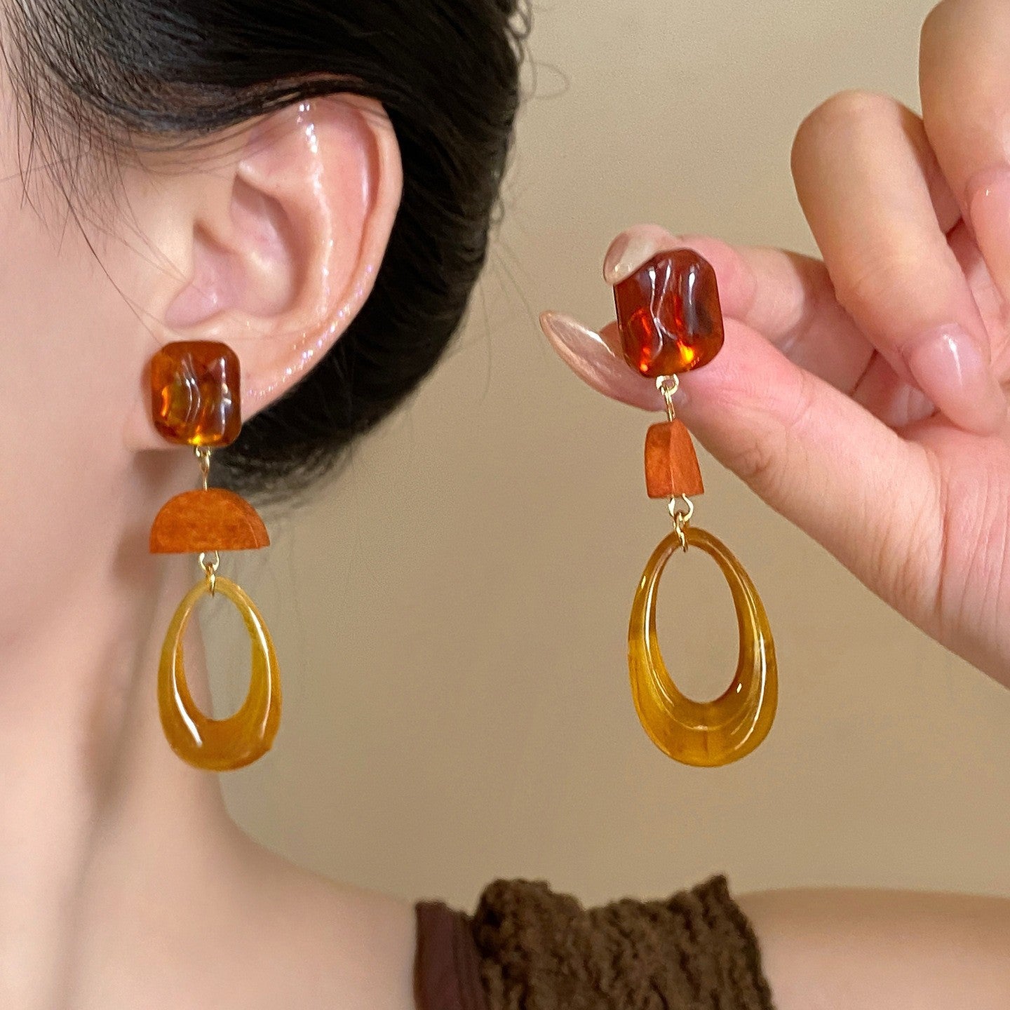Women's Round Flower Vintage Ethnic Style Ear Niche Rings