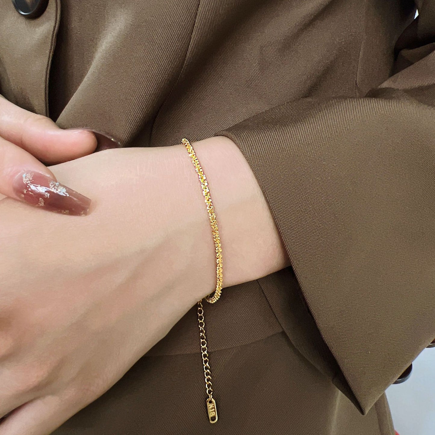 Female Sky Light Luxury Temperament High-grade Gold Bracelet