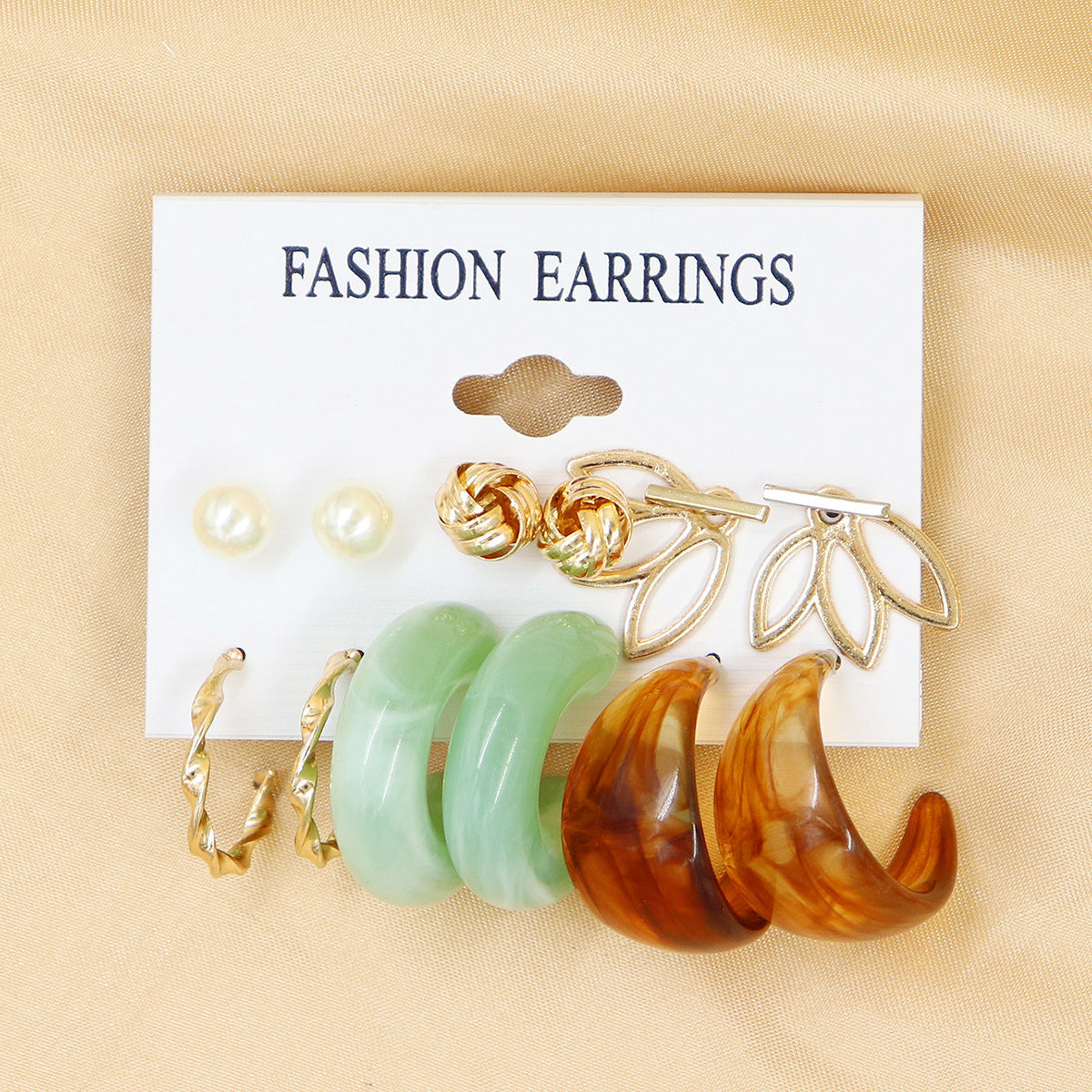 Women's Fresh Summer Versatile Acrylic Round Pairs Plastic Earrings