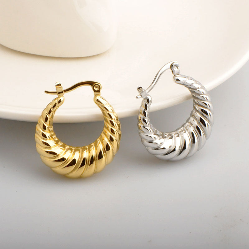 Women's Hollow Stainless Steel Golden Crescent-shaped Simple Ear Earrings