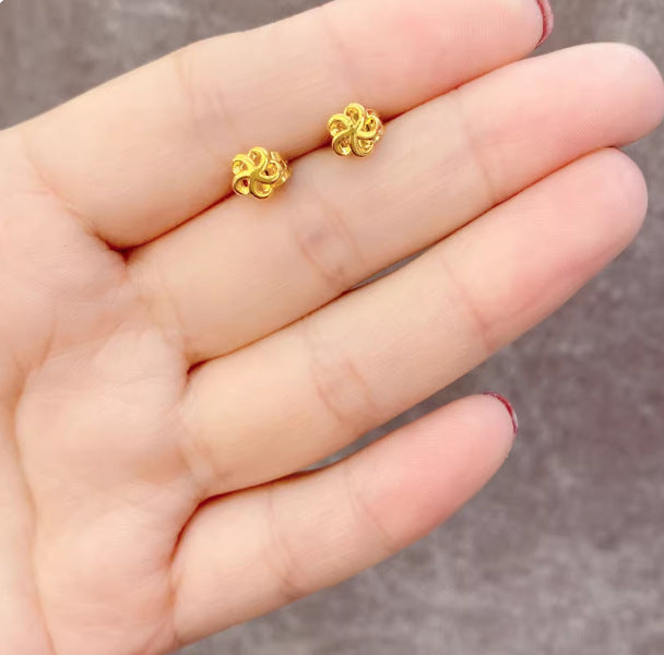 Women's Bone Niche Clips Light Luxury Elegant Stud Earrings