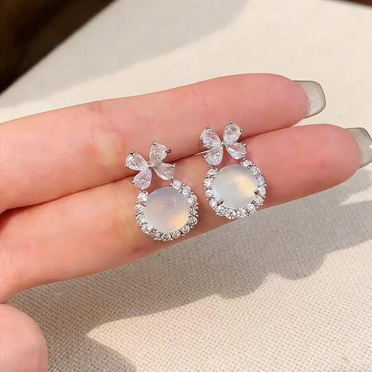 Women's Needle Exquisite Fashion Four-leaf Flower For Chinese Style Niche Design Earrings