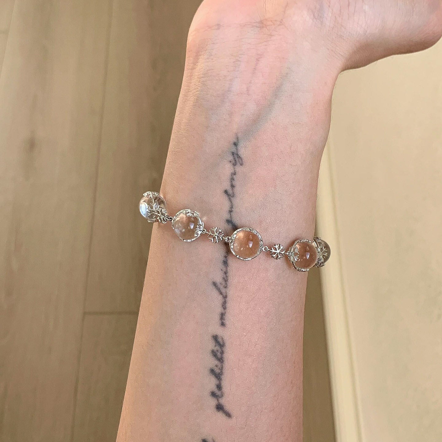 Design Cut White Elegant Princess Style Graceful Bracelet