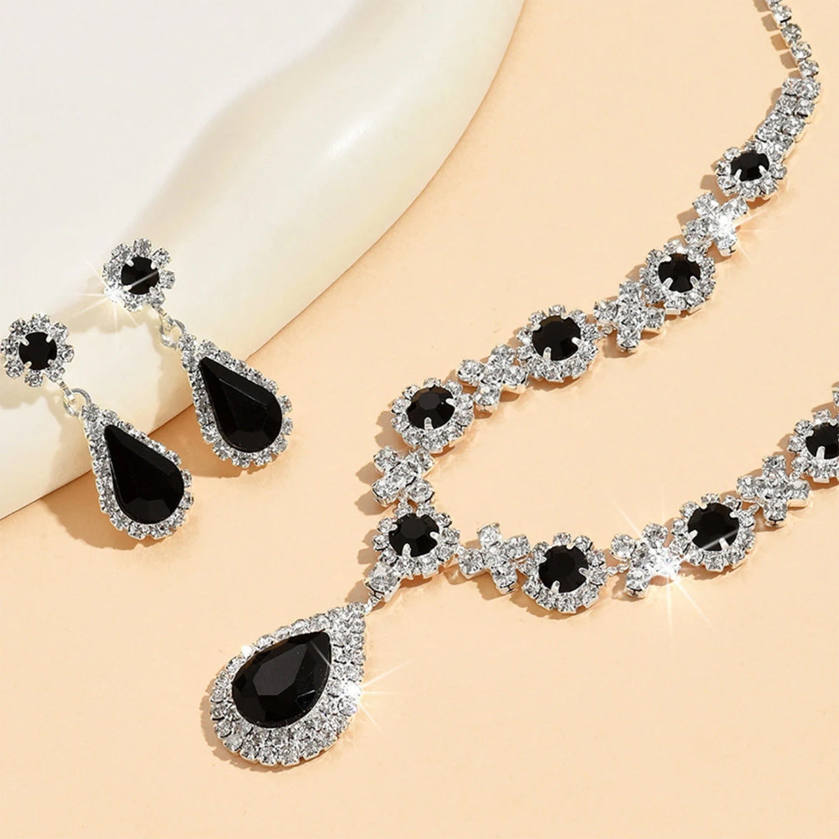 Fashion Simple Rhinestone Two-piece Bridal Wedding Jewelry Set