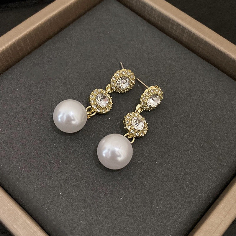 Fashion High-grade Zircon Pearl French Minority Retro Earrings