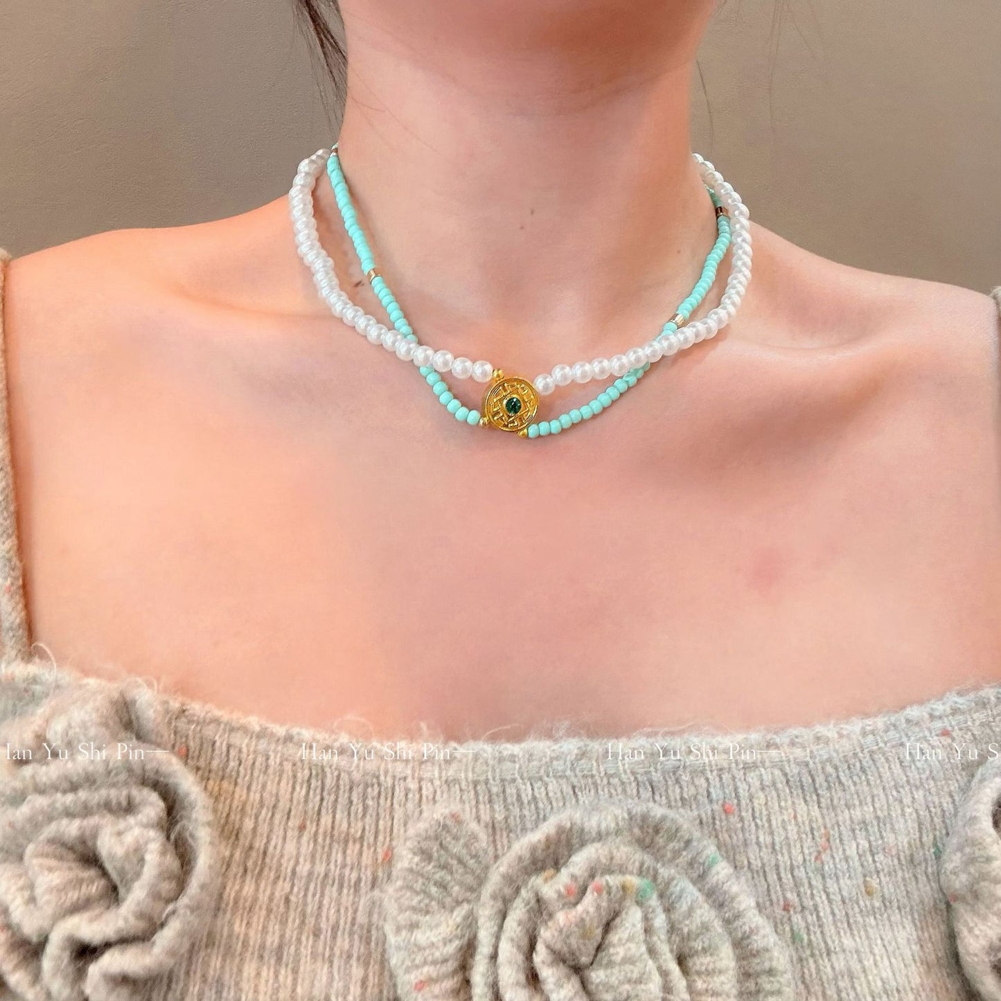 Women's Retro Pearl Affordable Luxury Fashion Temperament Wild Good-looking Clavicle Necklace